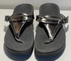 Vionic Cooper Thong Metallic Comfort Sandals 7 EXCELLENT - Picture 1 of 8