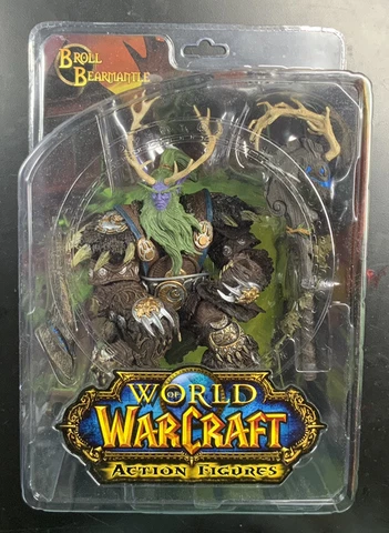 World of Warcraft Broll Bearmantle Night Elf Druid Action Figure DC Series Cover