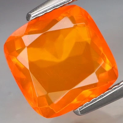 2.08Ct.Best Color! Natural Orange Red Mexican Fire Opal Full Fire&CLEAN! - Image 1 of 4
