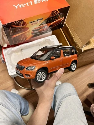 Volkswagen Skoda Yeti 2013~2017 escala 1:18 naranja metálico diecast modelos coche Foto 1 de 4