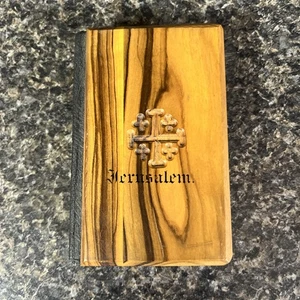 Vintage 1973 Bible Wood Cover New Testament Jerusalem Bethlehem Gospel Jesus - Picture 1 of 15