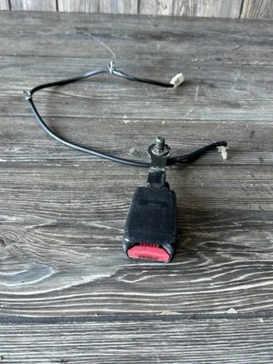 Nissan 350Z 2006 lado izquierdo del conductor cinturón de seguridad delantero hebilla negro OEM KW67 Foto 1 de 2