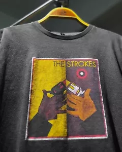 2004 The Strokes "Room on Fire" Tour Unisex T-Shirt schwarz Herren Damen S-5XL - Bild 1 von 2
