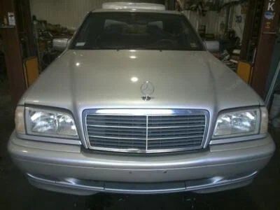 Cacerola de aceite 202 tipo C230 para 94-00 MERCEDES CLASE C 111085 Foto 1 de 4