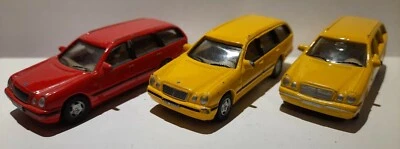 HONGWELL Mercedes - Benz 300T's 1:72 Foto 1 de 2