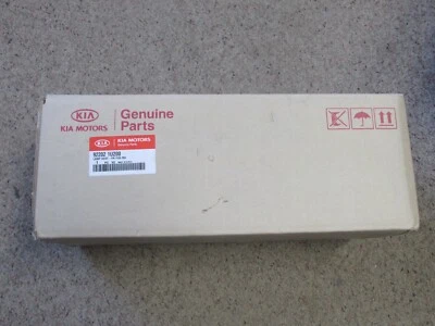 NUEVO OEM Faro antiniebla lateral pasajero 922021U200 para Kia Sorento 2011-2013 Foto 1 de 4