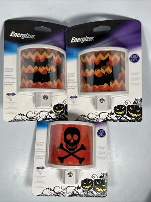 2013 Energizer | Halloween Bats & Skull | Automatic LED Night Light Lot - Image 1 of 2