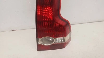 CLUSTER DE LUCES TRASERAS VOLVO V50 30678749 N/S/R LADO DEL PASAJERO 2004 - 2007    Foto 1 de 4