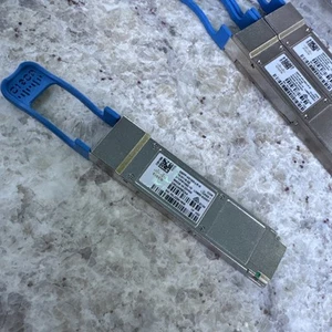 Cisco QSFP-4X10G-LR-S 4x10GBASE-LR 1310nm 10km SMF QSFP Module W/Holo 10-3118-02 - Afbeelding 1 van 1