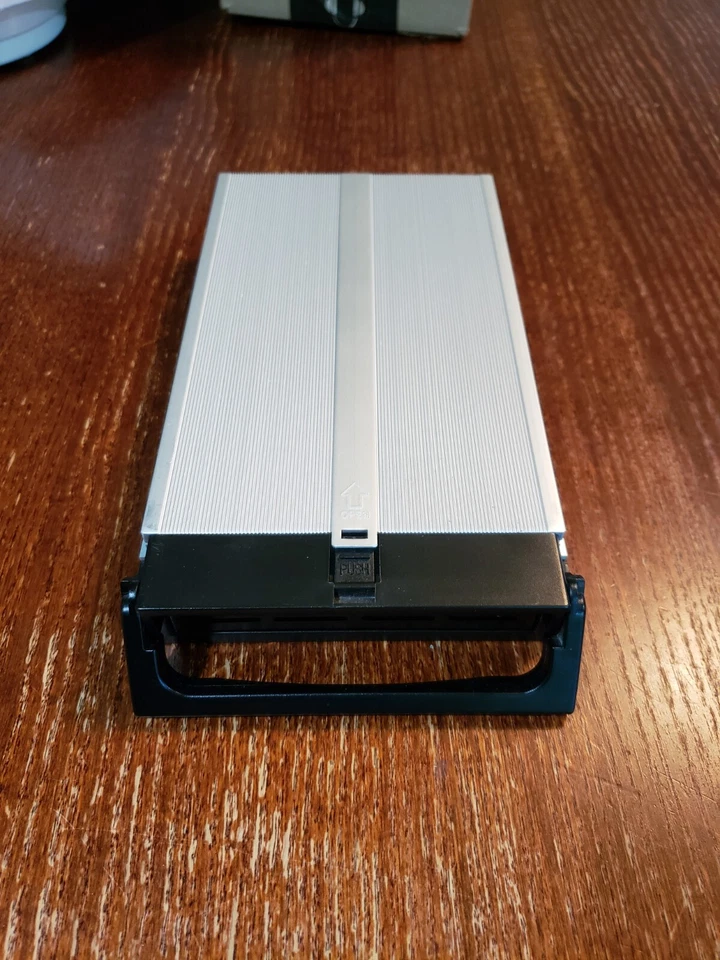 Kingwin Aluminum IDE Mobile Rack Tray KF21-IPF Ultra ATA 66/100/133  TRAY ONLY - Image 1 of 1