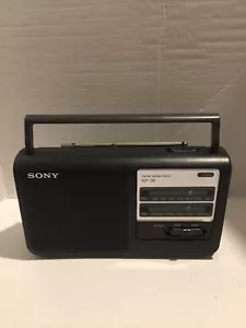 Radio portátil Sony ICF-38 AM FM 2 bandas - Imagen 1 de 5