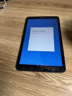 📱 Samsung Galaxy Tab A SM-T580 16 ГБ 🔒 FRP Loc🔐ked — на запчасти или для ремонта - Изображение 1 из 4