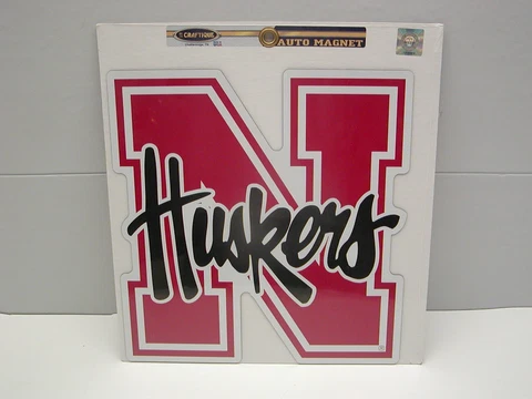 NEW NEBRASKA HUSKERS 12-1/4" X 11-3/4" AUTO MAGNET Cover