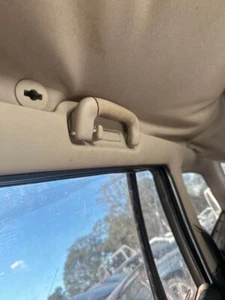 2003 Holden VY Commodore Driver Side Rear Grab Handle 02-04 #B259 - Picture 1 of 12