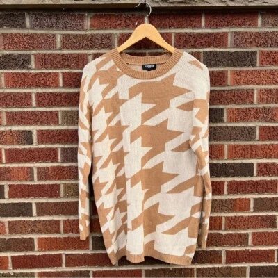 Express Tan and Cream Houndstooth Print Crewneck Pullover Sweater - Image 1 of 4