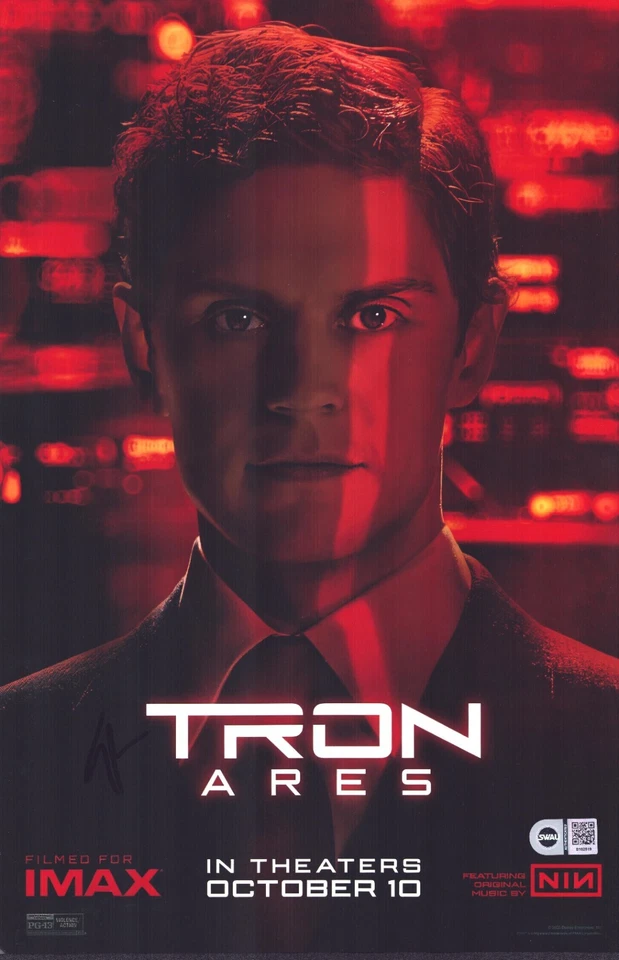 Evan Peters Signed 11x17 Photo Tron: Ares SWAU  - Image 1 of 1
