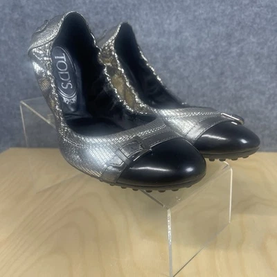 Tod's 金属银色蜥蜴芭蕾平底鞋 Gommino 驾驶帽头 37.5 — 第 1/4 张图片