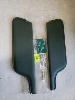 69740 Scott Drake Parasoles Verde Oscuro 1971-73 Ford Mustang STD CPE/2+2 Nuevo Foto 1 de 4