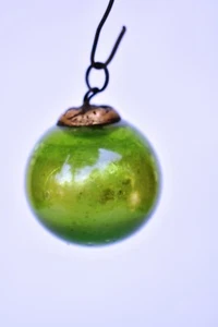 Antica sfera di vetro verde ornamenti tedesca tappo ottone mercurio Natale"F509 - Foto 1 di 7