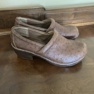 Boc Nadiyya brown slip On Shoes Sz 7.5 M Dot Textured Comfort Slip On - Picture 1 of 13