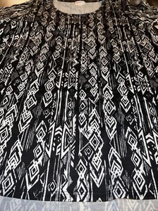 Lularoe Perfect T XL 20/22 🦄 Schwarz Weiß Streifen Azteken Diamant 22/24 ❤️ Neu Plus - Bild 1 von 11