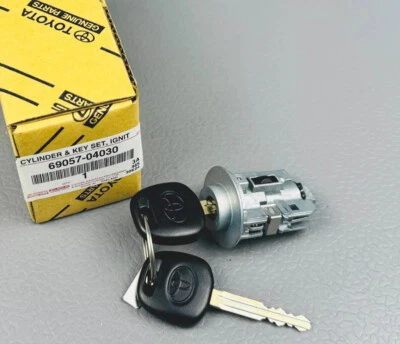 69057-04030 GENUINE TOYOTA TACOMA TUNDRA CAMRY IGNITION LOCK CYLINDER & KEY SET Foto 1 de 4