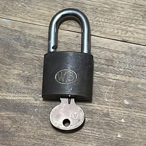 Vintage Solid Brass WB Wilson Bohannan Pad Lock with Original key - Picture 1 of 2