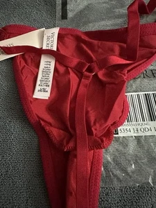 VS Silky Red String Panty Size Large Adjustable String - Bild 1 von 4
