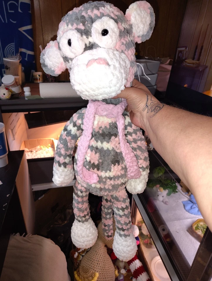 Lindo mono de ganchillo Foto 1 de 1