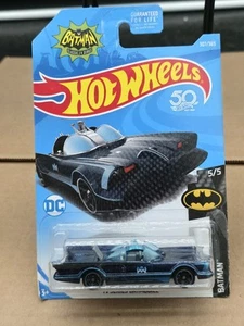 HOTWHEELS Diecast 1:64 Batman Series 2018 - 5/5 Classic TV Batmobile FKB53 blau - Bild 1 von 2