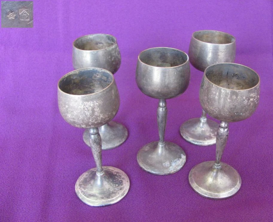 ANTIGUO JUEGO ALEMÁN DE CINCO TAZAS PLATEADAS MARCADAS WMF Foto 1 de 4