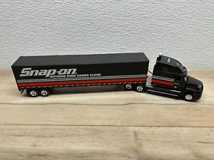 Vtg 2002 Snap-On Die Cast Freightliner Tractor Trailor Bank By Crown Premiums - Picture 1 of 24