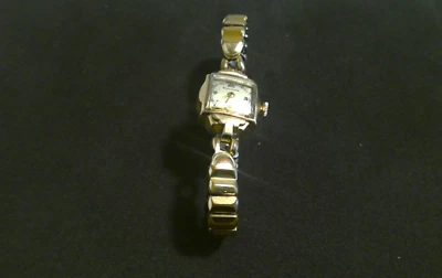 Working Vintage Signed Bulova Gold Tone Ladies Watch with Bracelet Band - Image 1 of 4