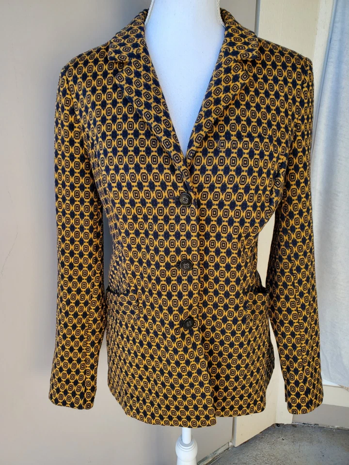 Chaqueta Blazer CAbi Destacada Medallion Mediana 3372 Mostaza Azul Marino Kensington Mod Foto 1 de 4