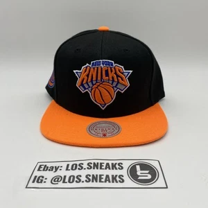 Gorra gorra New York Knicks espalda a presión negra naranja NBA baloncesto Mitchell Ness para hombre - Imagen 1 de 9