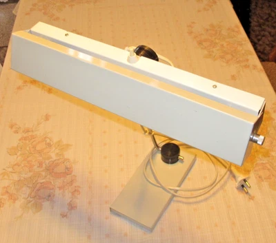 Schreibtischlampe Tischleuchte aus VEB DDR mit zwei Fassungen E14 (max. 2x40W) - Bild 1 von 4