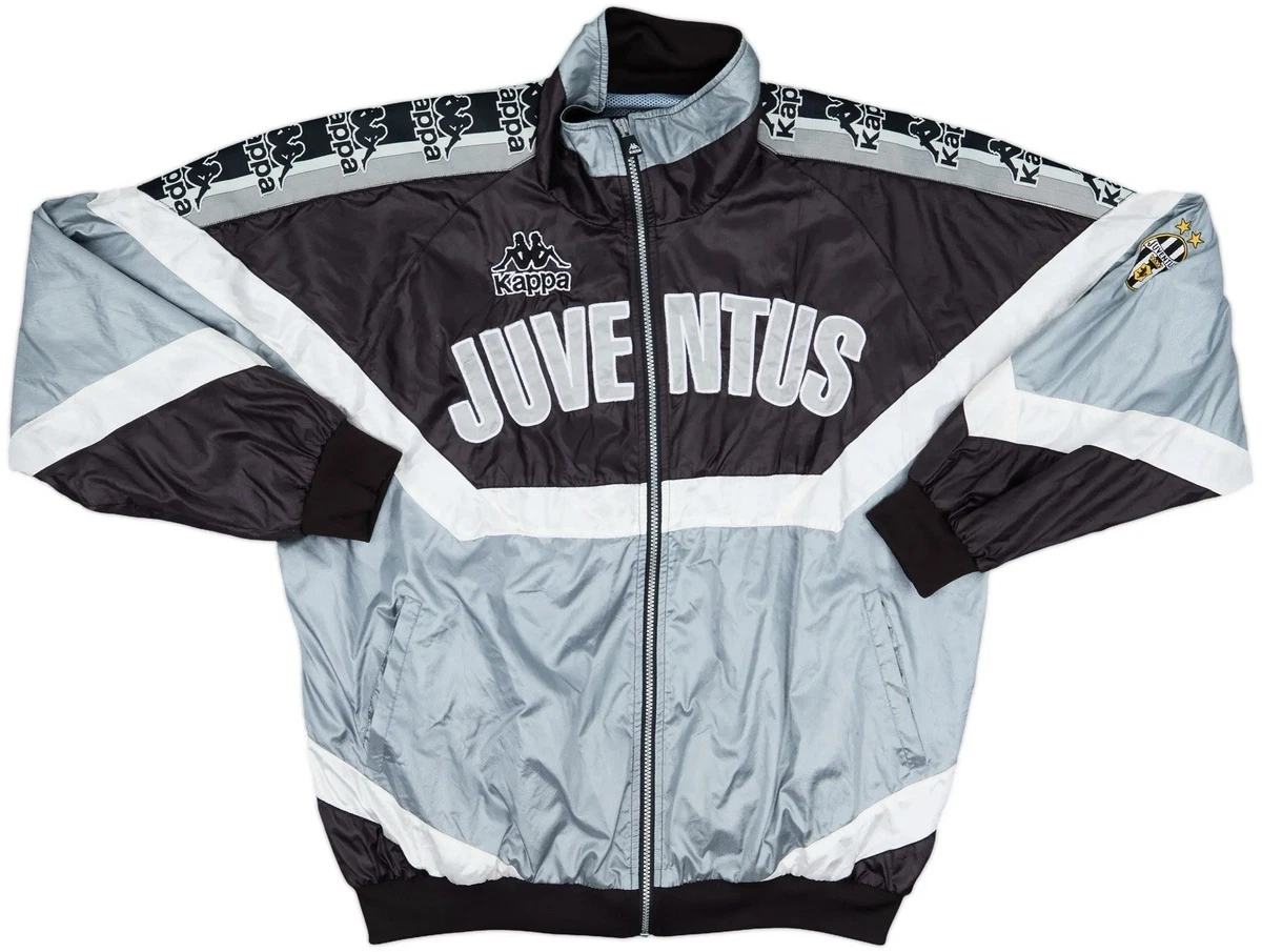 93”juventus オフィシャルジャケット、新品未使用タッグ付き 93”juventus オフィシャルジャケット、新品未使用タッグ付き 93