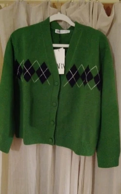 Cárdigan Argyle de manga larga verde pequeño de Zara para hombre nuevo con etiquetas Foto 1 de 3