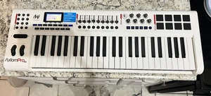 M-AUDIO Axiom PRO 49 Key Semi-weighted USB MIDI Controller Untested Powers ON - Picture 1 of 12