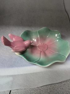Vintage Royal Copley grüne Blume mit rosa Vogel Schmuckstück, Kleingeld, Seifenschale - Bild 1 von 4