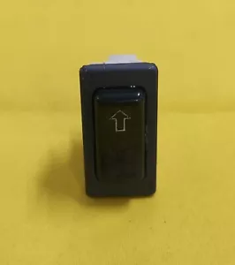 Pulsante/Interruttore alzacristalli Maserati BITURBO - TORRIX - Originale - Foto 1 di 8