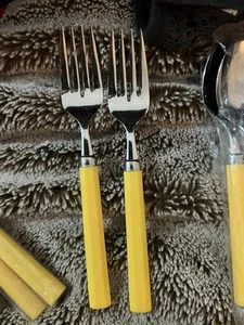 Mcm Retro Amarillo Plástico Inoxidable 4 Tenedores y 4 Cucharas 8 Piezas - Imagen 1 de 5