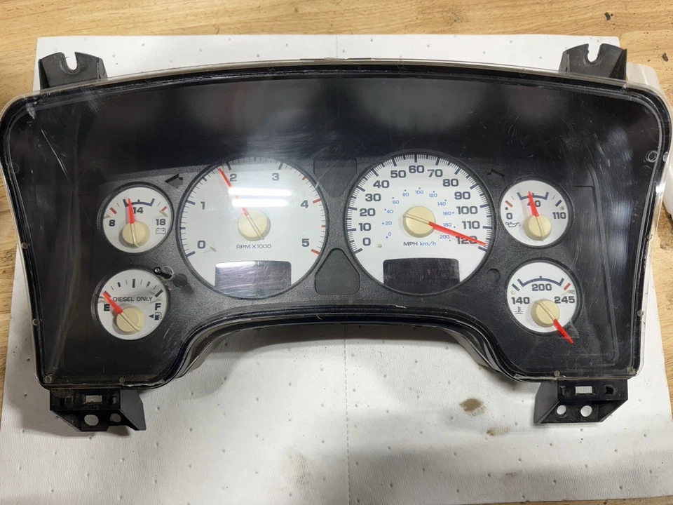 05 DODGE RAM 2500 5,9 L VELOCÍMETRO CUADRO DE INSTRUMENTOS 56051104AG 240 k Foto 1 de 3