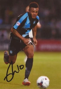 FOTO RETRATO 6x4 firmada por Aaron Holloway WYCOMBE + CERTIFICADO DE AUTENTICIDAD - Imagen 1 de 1