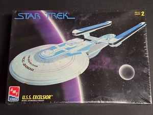 Star Trek AMT - USS Excelsior Model Kit - Picture 1 of 4