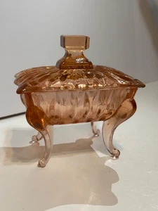 Vintage Depression Glas Klavier Süßigkeiten Schale gebogen Fuß Bein Schmuckschatulle  - Bild 1 von 9