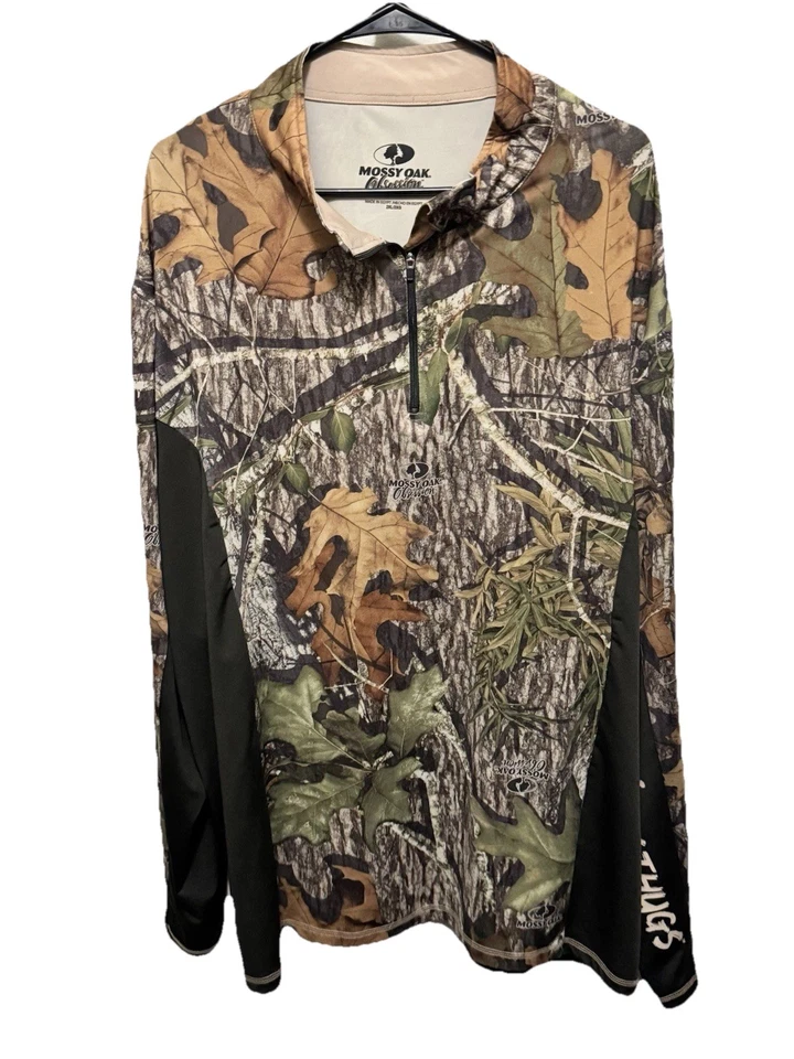 Men’s Mossey Oak Obsession  Pullover  1/4 Zip  - Image 1 of 4