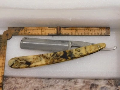 Old Genco Straight Razor - Image 1 of 4