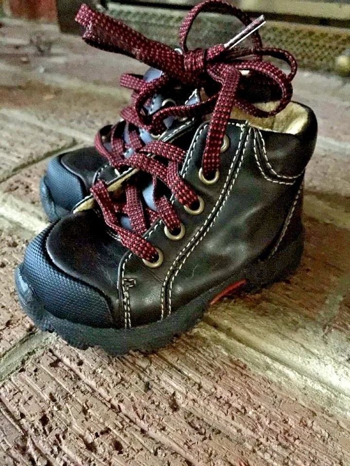 ZAPATO BOTA FADED GLORY RYLEY NIÑOS Niñas CAMINATA MONTAÑA Chukka Trail Talla 3 Niño ❤ Foto 1 de 4