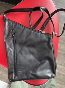 Calypso Italy black soft leather shoulder Crossbody Bag - Picture 1 of 15
